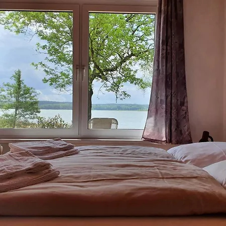 Warnabi - Dein Haus Am See. 아파트